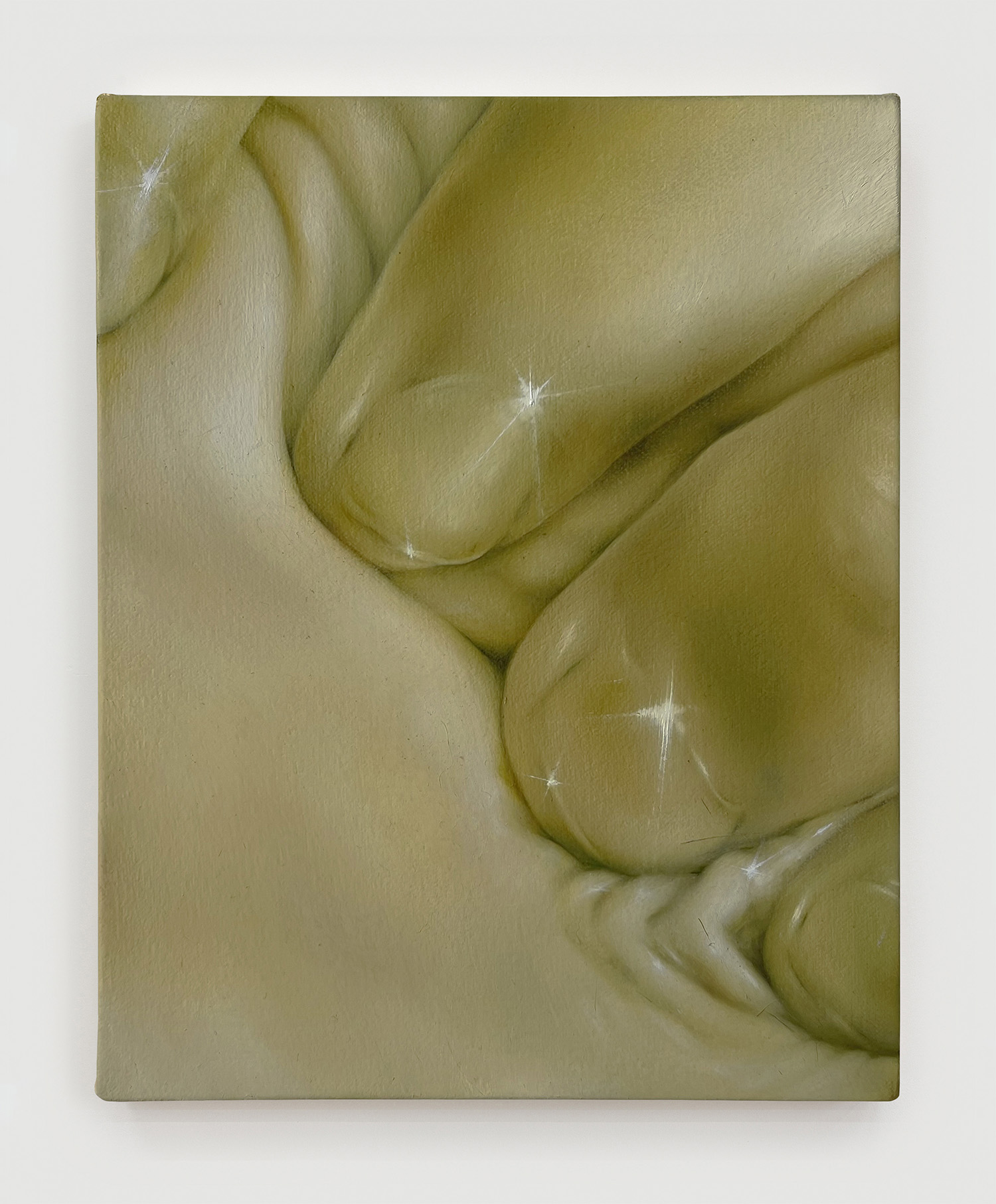 Alejandra Moros, Tightly, 2022, oil on canvas, 25.5 x 20.5 x 5 cm, 10 x 8 1/8 x 2 in